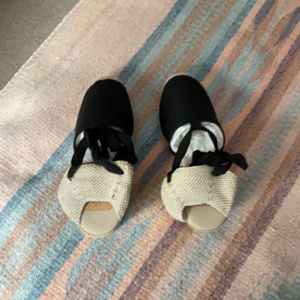 Anne Klein Espadrilles - Picture 2 of 6